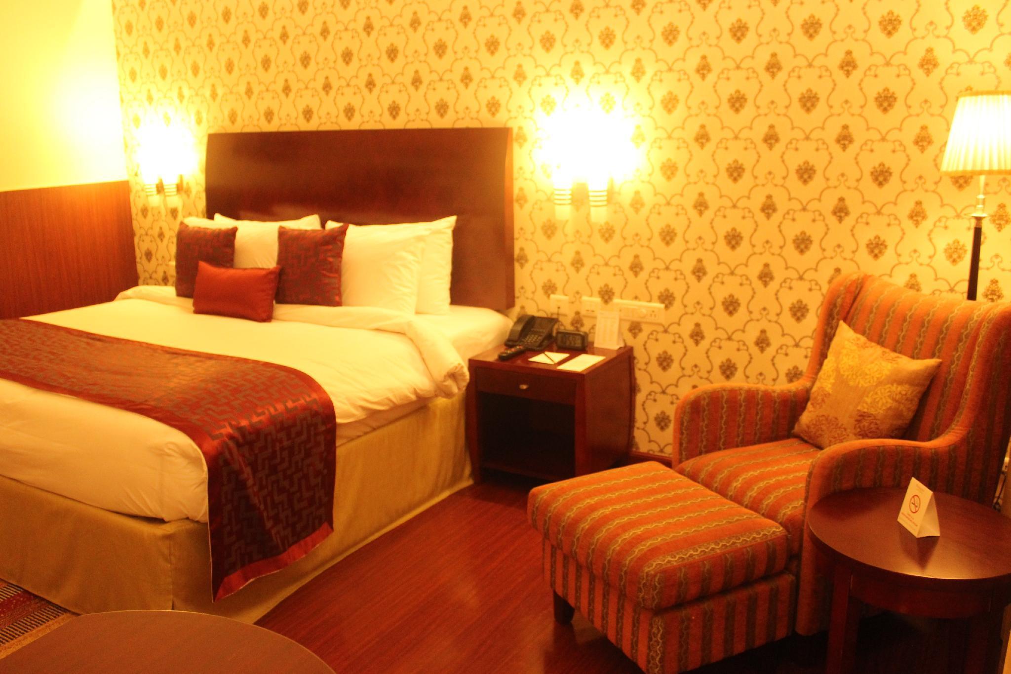 Hotel Ramada By Wyndham Jaipur Jaisinghpura Zewnętrze zdjęcie