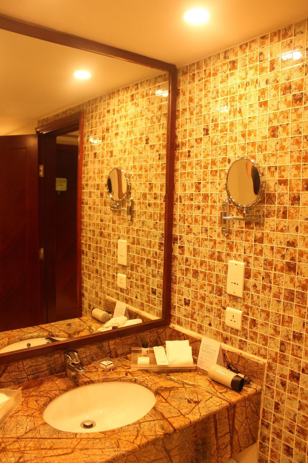 Hotel Ramada By Wyndham Jaipur Jaisinghpura Zewnętrze zdjęcie