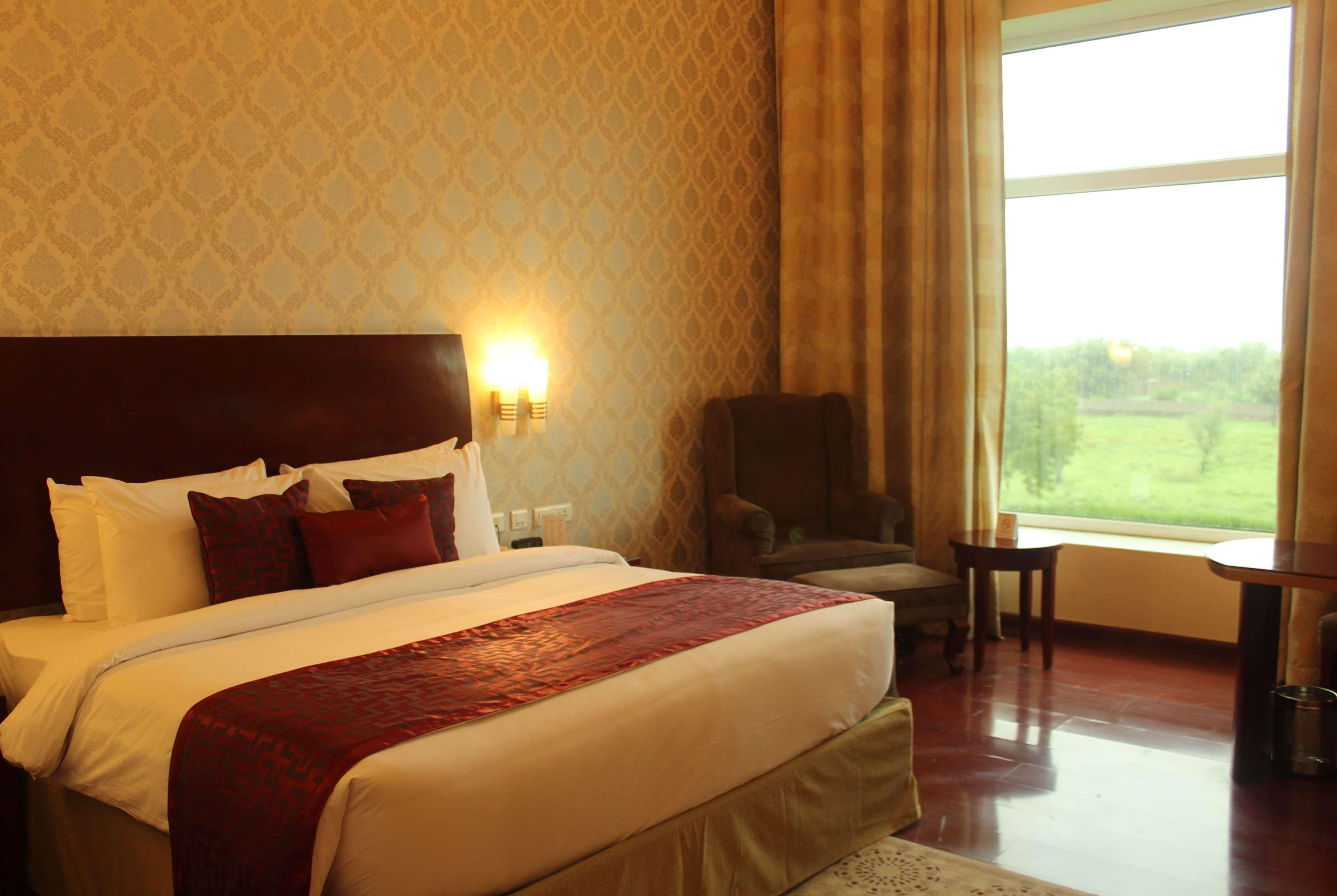 Hotel Ramada By Wyndham Jaipur Jaisinghpura Zewnętrze zdjęcie